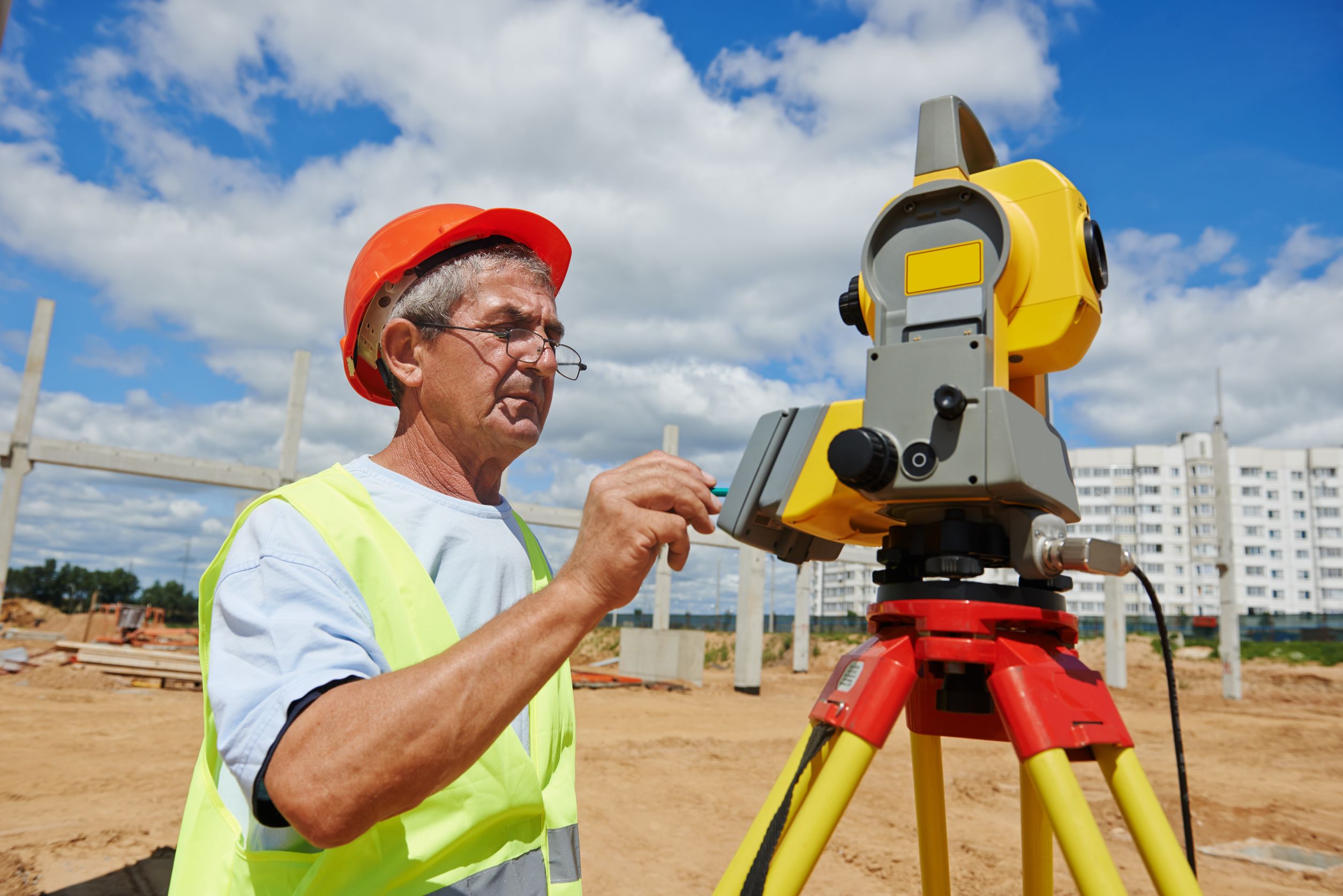 How New York City, NY, Builder Land Surveying Services Save Time And Money