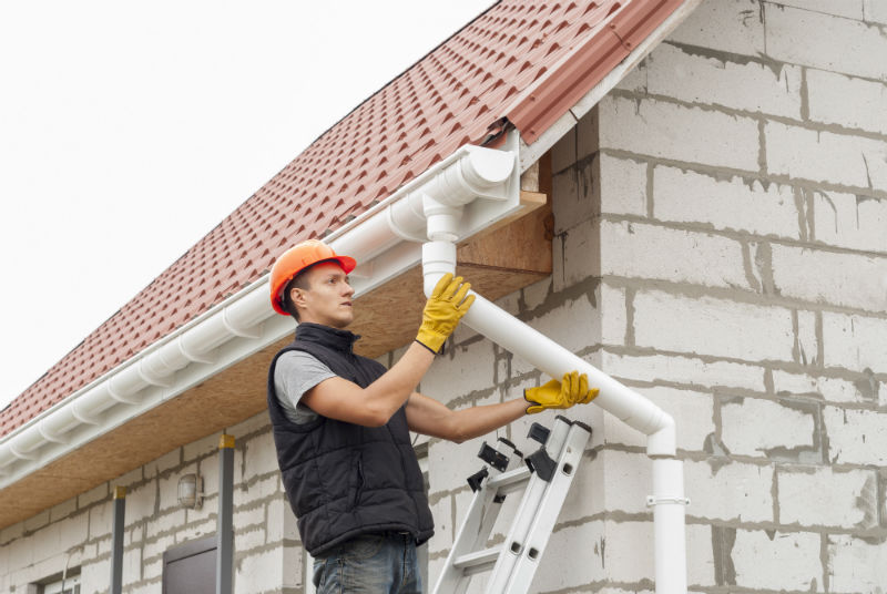 5 Reasons to Hire a Pro for Gutter Installations in Philadelphia